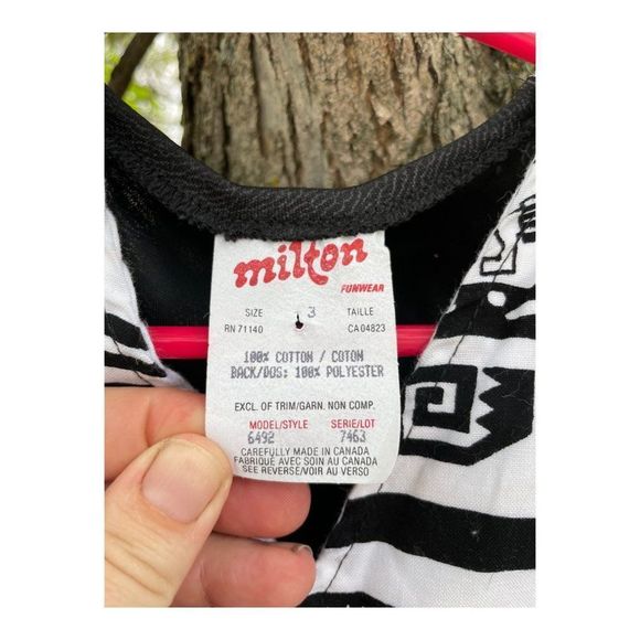 Vintage 80s 90s Milton Funwear Monochrome Vest Black White Sz 3T - Picture 4 of 4
